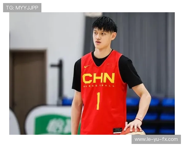 篮网签下曾凡博求变!这支队伍的重建进行到哪一步了?