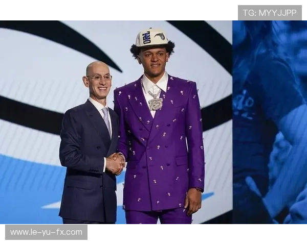 班凯罗领衔火力全开，稳坐奥兰多魔术得分王