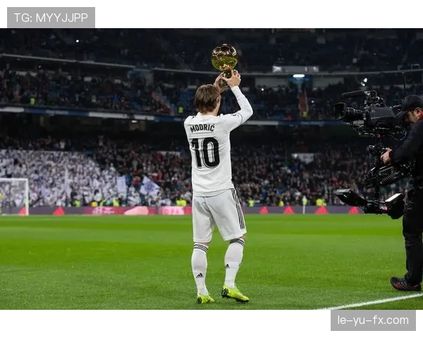 莫德里奇中场调度引爆意甲战术革新，率队高歌猛进再创辉煌