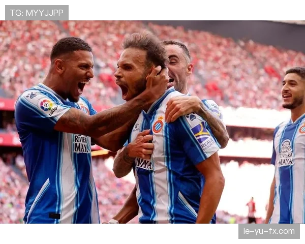 西甲“鹦鹉军团”迎战强敌，全力冲刺欧战席位