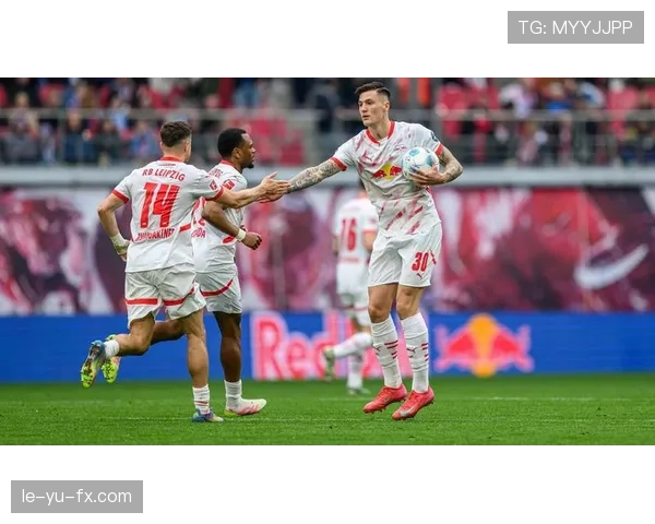 像边锋一样踢中锋:伊萨克的带球与突破能力 像边锋一样踢中锋:伊萨克的带球与突破能力