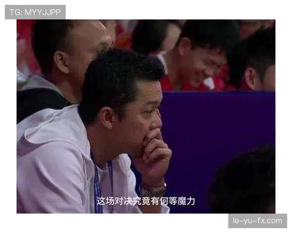 陶菲克的日常真不像赛场上那个拼命三郎,居然能天天被老婆宠成“小公举”? 陶菲克的日常真不像赛场上那个拼命三郎,居然能天天被老婆宠成“小公举”?